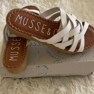 Cloud & Musse sandals